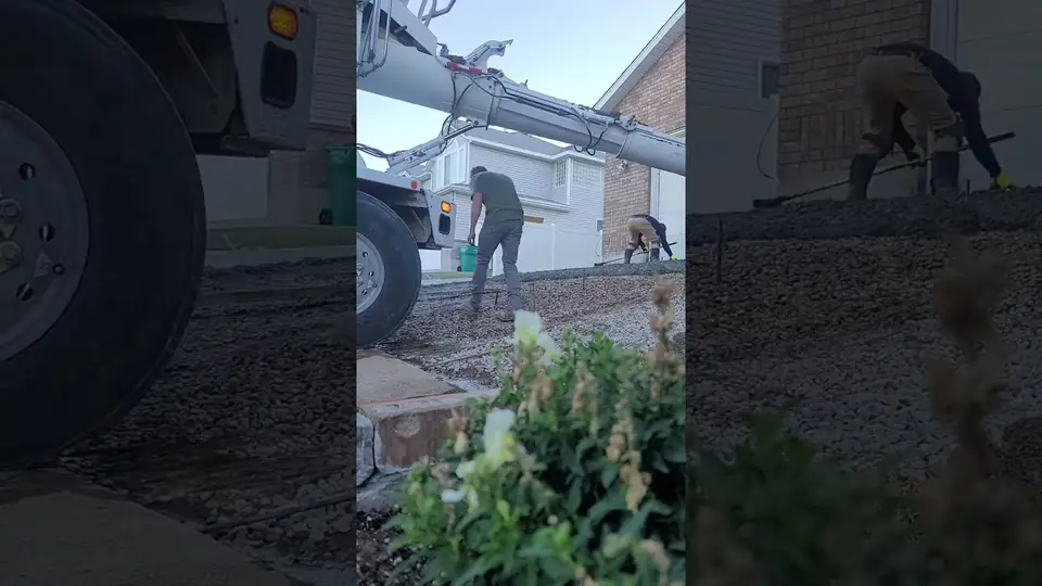 Video thumbnail: Morton & Sons concrete driveway pour